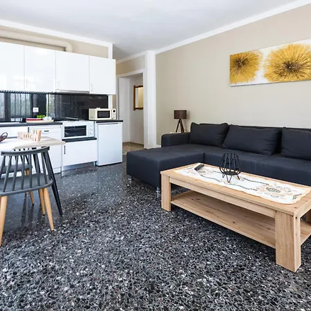 Kaliopi's Apartment